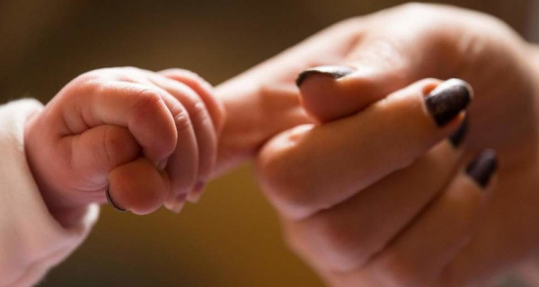 Уровень фертильности упал на 50% в половине стран мира