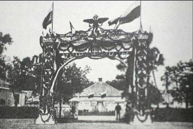 Триумфальная арка для Николая II