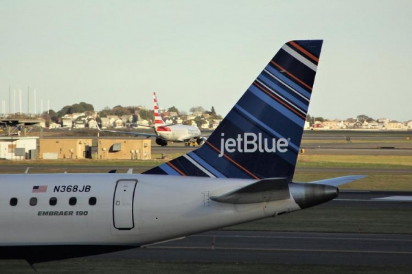 
JetBlue против Frontier: кто победит в битве за Spirit Airlines и почему это важно?
