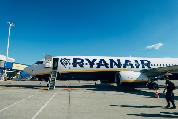 
Истребители поднялись в воздух после угрозы взрыва на рейсе Ryanair в Греции
