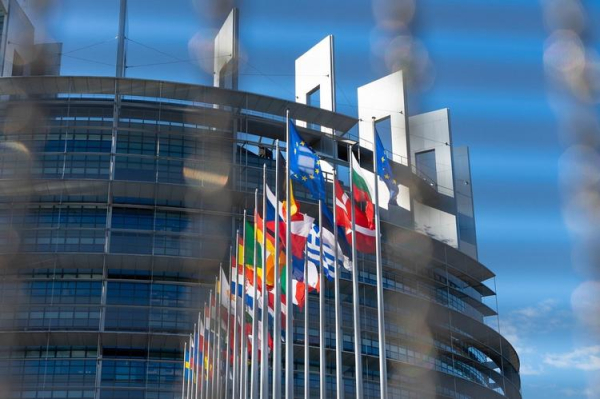 
ЕС призывает своих членов снять все оставшиеся ограничения по COVID-19
