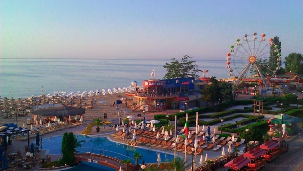 
Отели Болгарии еще больше снизили цены для россиян
