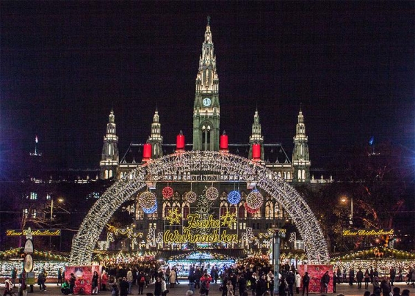 
Где в этом году в Европе откроются рождественские ярмарки?
