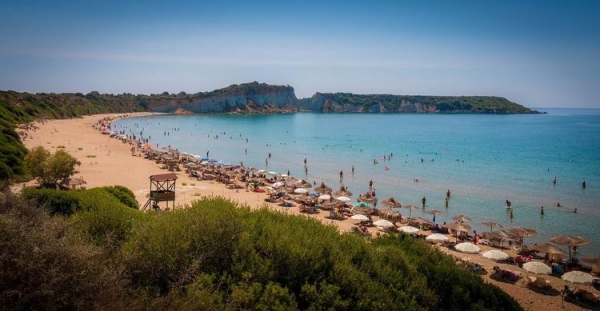 
На греческих островах введены новые ограничения после злополучного рейса с туристами
