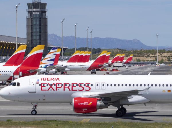 
Iberia запускает продажу билетов в рассрочку: «Покупай сейчас, плати <span id=