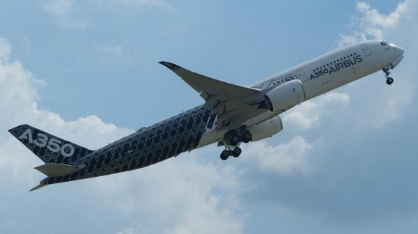 
Qatar Airways продолжает судебные споры с Airbus из-за дефектов A350
