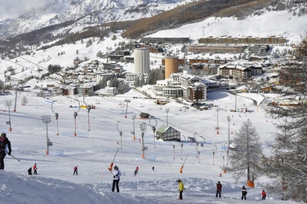 
Какие горнолыжные курорты в Италии этой зимой откроются первыми?
