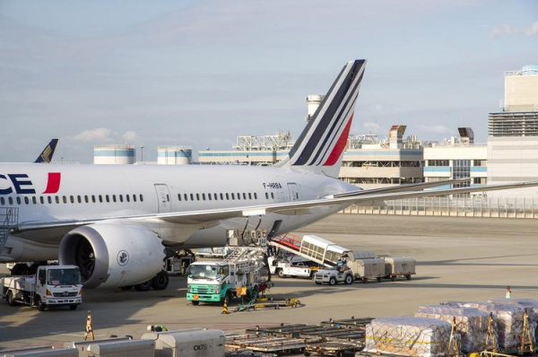 
Бортпроводники Air France назвали дату ближайшей забастовки
