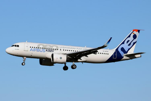 
Airbus увеличивает продажи новейших самолетов семейства A320neo
