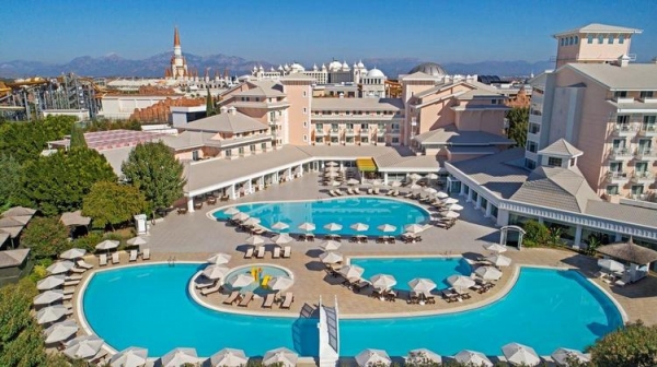 
На курортах Турции начали действовать новые правила обслуживания туристов
