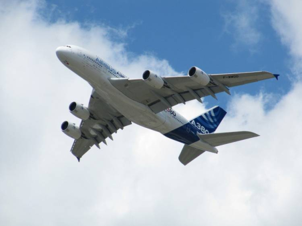 
Почему Airbus A380 считается самым безопасным пассажирским самолетом?
