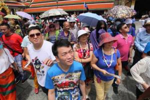 Почему китайцы больше не хотят ехать в Таиланд 