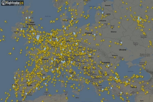 
Канада и Евросоюз закрыли воздух для самолетов из России. Что дальше?
