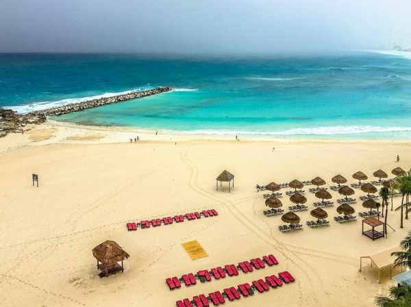 
Власти Мексики будут штрафовать отели, которые требуют плату за пользование пляжами

