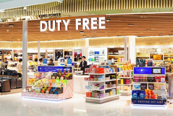 
Что берут туристы из России в магазинах duty free в аэропортах
