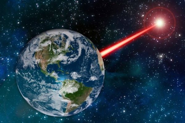 Мощный лазерный сигнал мог бы сообщить инопланетянам о Земле