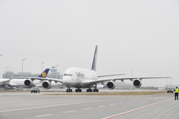 
Первый A380 авиакомпании Lufthansa вернулся после 3-летнего перерыва
