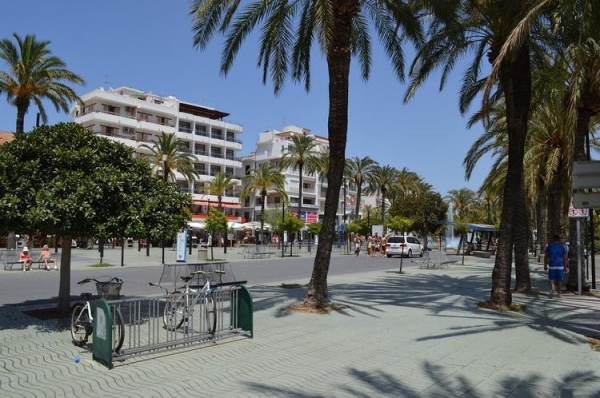 
Отели на популярных курортах Испании этим летом могут остаться закрытыми
