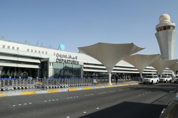
Аэропорт Абу-Даби готовится к большому ажиотажу и 2,8 млн пассажиров в июле и августе
