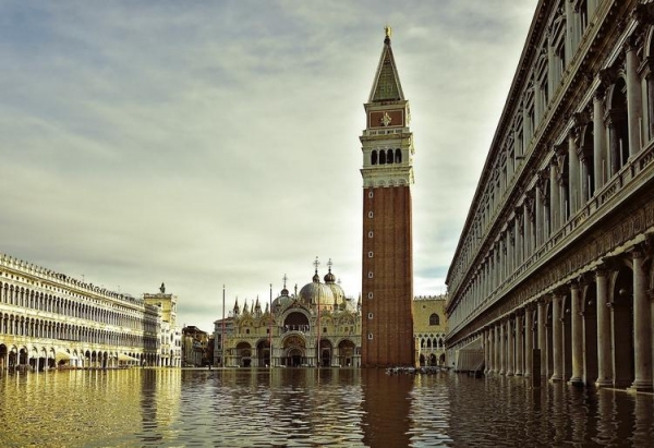 
Эксперты: море вокруг Венеции скоро может превратиться в стоячее болото
