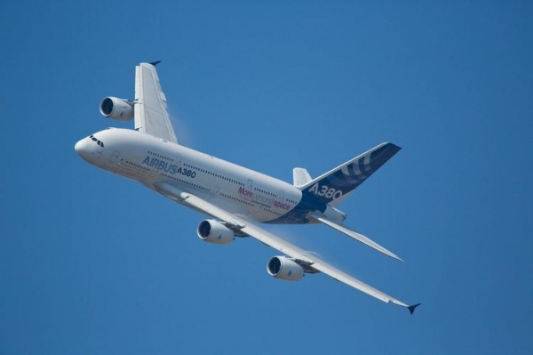 
AIRBUS A380 впервые поднялся в воздух на отработанном растительном масле
