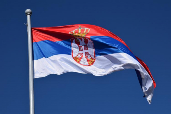 
Сербию вынуждают изменить визовые правила, если она хочет вступить в ЕС
