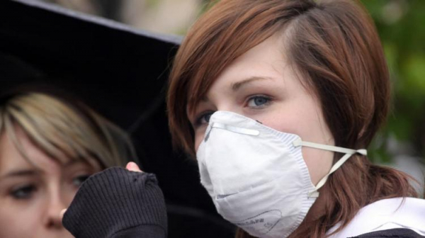 
Подробно о медицинских масках: защищают ли они от вирусов?
