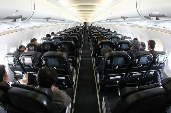 
Airbus установит в самолетах прибор, определяющий наличие любого вируса у пассажиров

