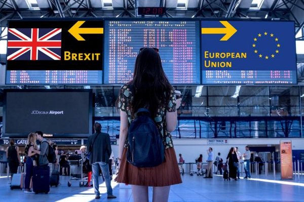 
Работающих британцев депортируют из стран ЕС из-за нарушения правил Brexit
