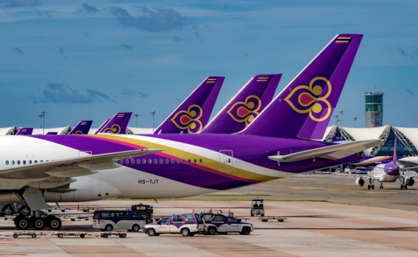 
Тайская Thai Airways распродает свой пассажирский флот, чтобы погасить долги в размере 300 млрд батов
