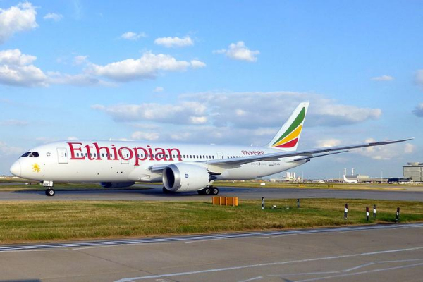 
Ethiopian Airlines и Boeing отмечают 10-летие первого 787 Dreamliner в Африке
