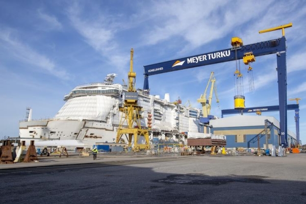 
Royal Caribbean начала строительство нового круизного лайнера Icon of the Seas
