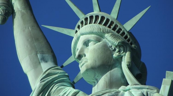 
Корона Статуи Свободы в Нью-Йорке вновь открылась для туристов
