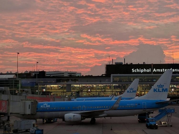 
К чему приведет повышение аэропортовых сборов в Нидерландах?
