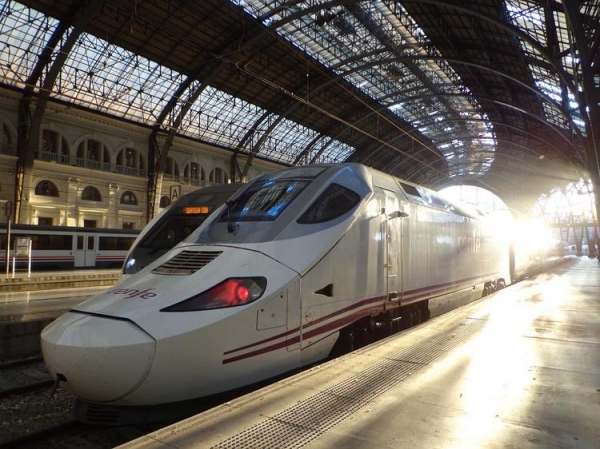 
Новый скоростной поезд доставит пассажиров из Парижа в Берлин за 7 часов
