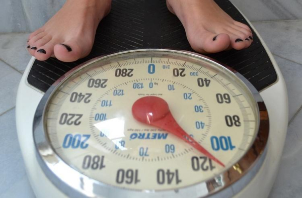 
Китайская Hainan Airlines ввела строгие нормы максимального веса для стюардесс
