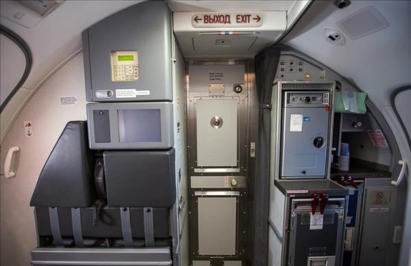 
 В самолетах установят вторую «дверь», чтобы защитить кабину пилотов
