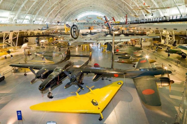 
Национальный музей авиации и космонавтики в Вашингтоне закрывается на полгода
